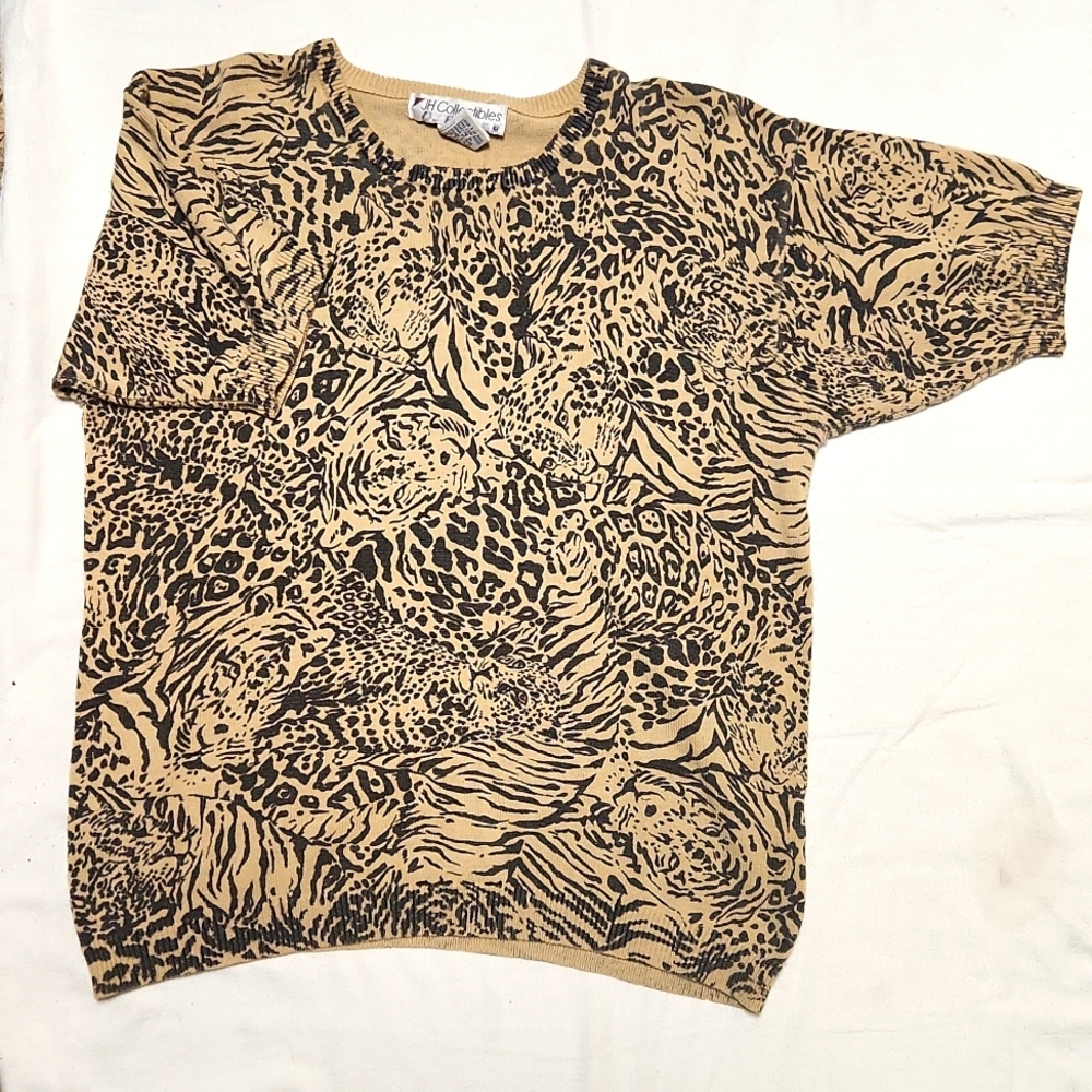 JH Collectibles Cotton Blend Tan and Black Animal Print Short Sleeve Sweater